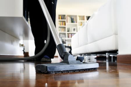 Airbnb Cleaning Thumbnail
